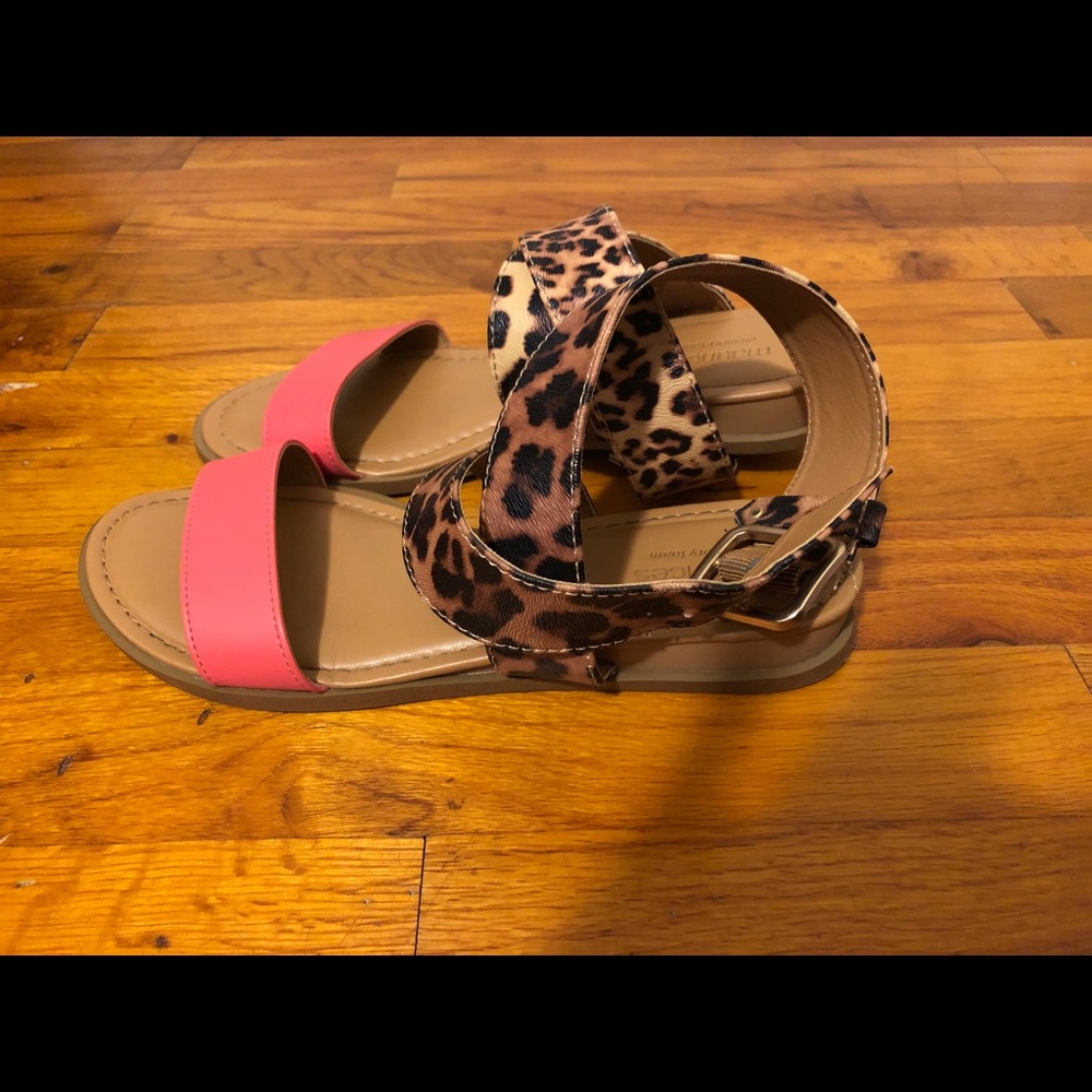 Coral / leopard print wrap sandals
